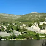 Le Vignou A Ste-enimie *